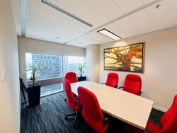 Gateway East (D7), Office #627360011